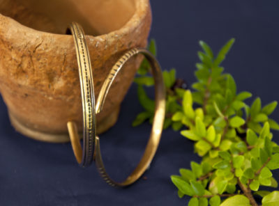 Armreif mit Punzband (Bronze)